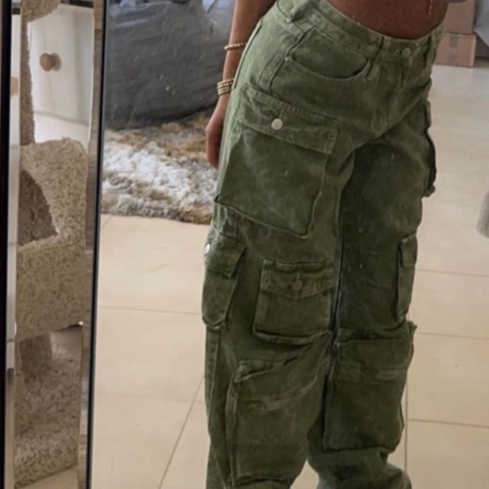 NWT green cargo pants